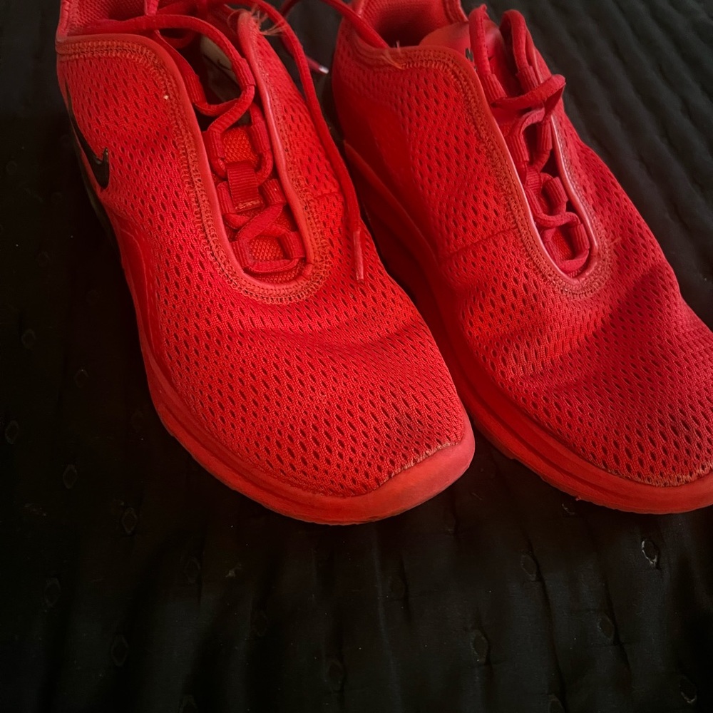 Nike Red Mesh Slip-On Trainer with Black Insole Accent